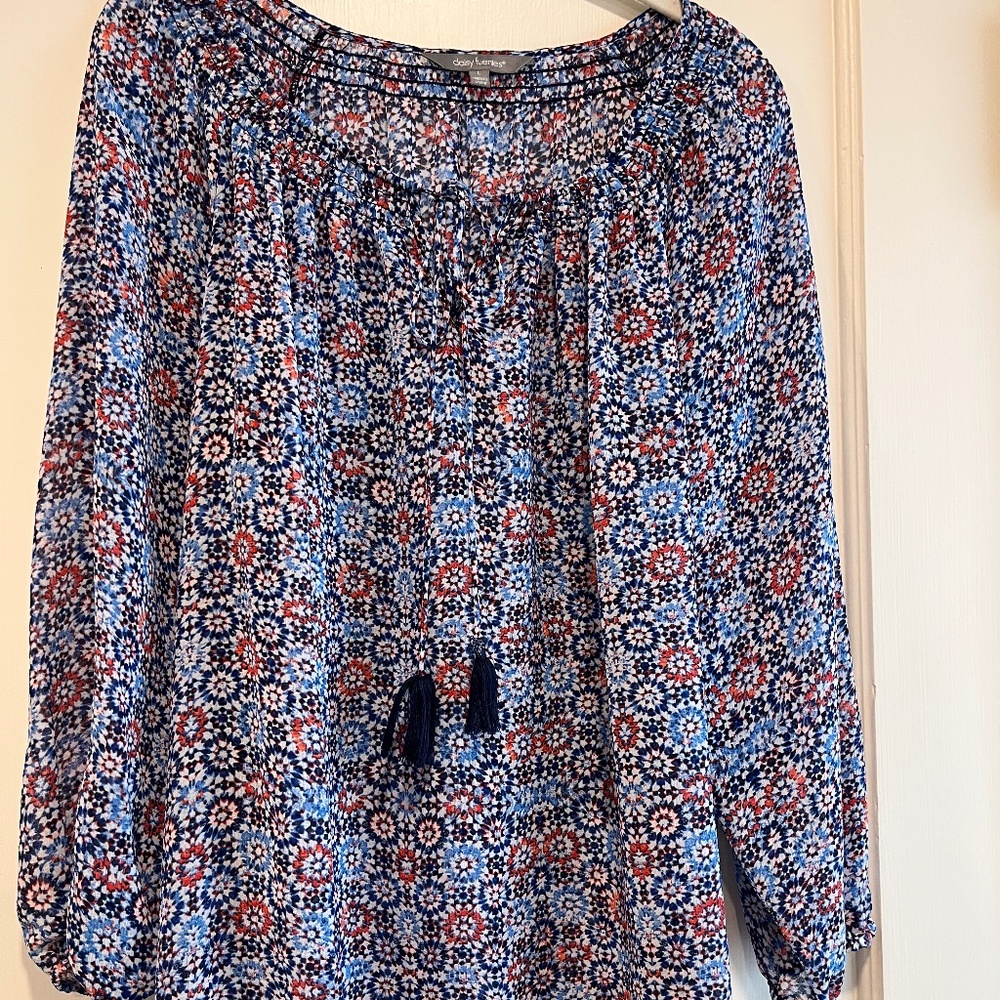Daisy Fuentes Blue and Red Floral Top